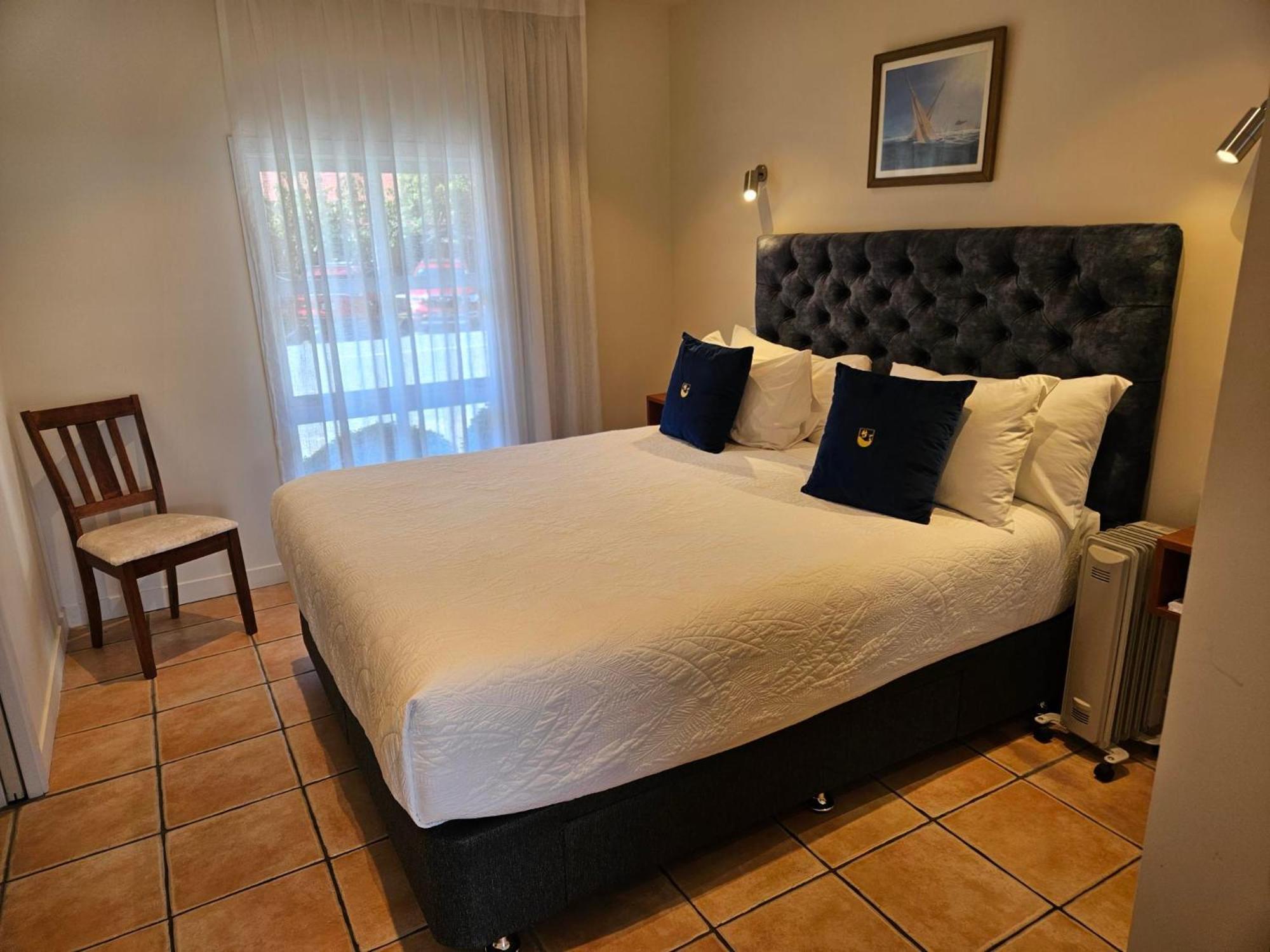 Commodores Lodge Russell Dış mekan fotoğraf