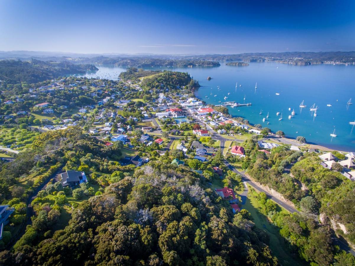 Commodores Lodge Russell Dış mekan fotoğraf